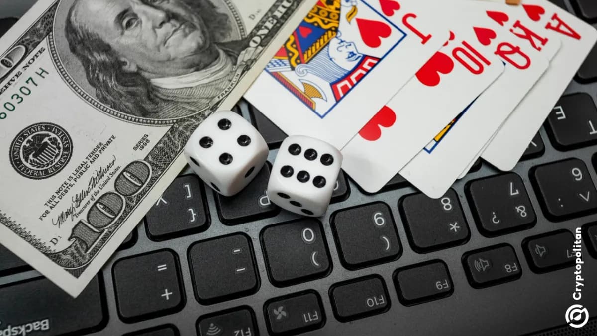 لماذا تتوقع أسواق التنبؤات ارتفاعاً في تنظيم العملات المشفرة بينما يتحول وول ستريت إلى التشاؤم بشأن الاقتصاد؟