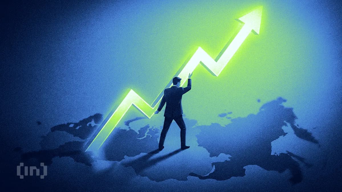 3 عملات رقمية يشتريها الحيتان قبل يونيو 2026