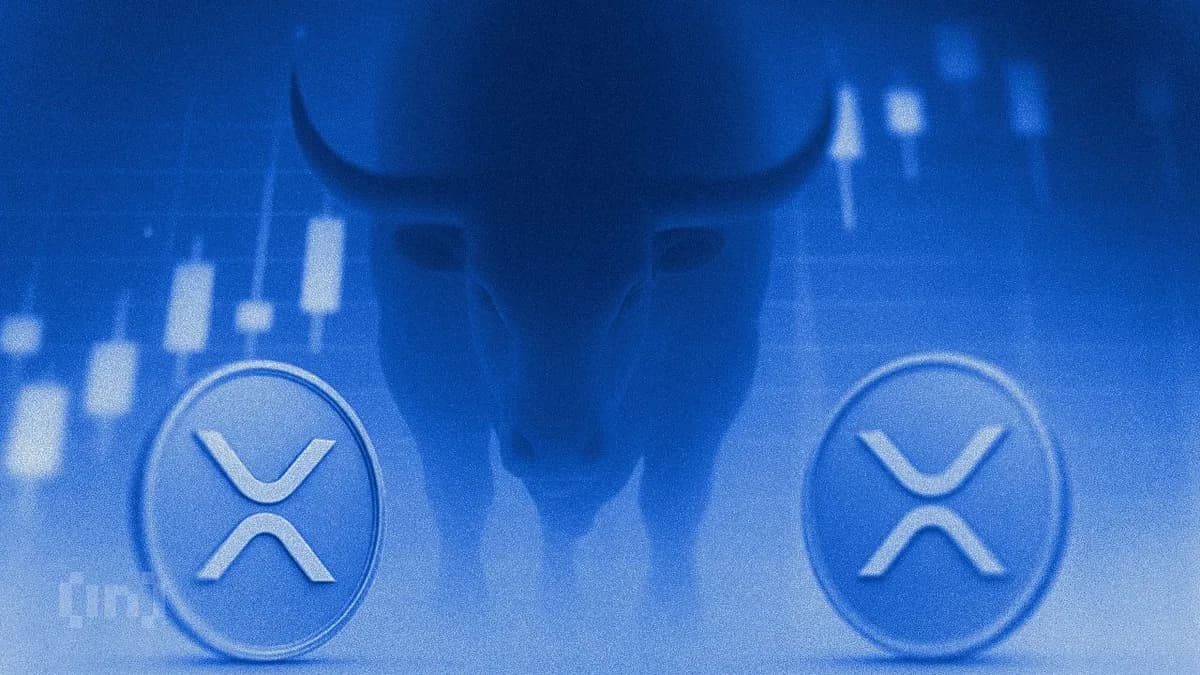كيف تفوقت سعر XRP على بيتكوين، وإيثيريوم، وسولانا في سوق هابطة